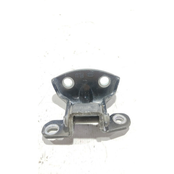 Dobradiça De Porta Traseira Esquerda Superior Kia Cerato 008