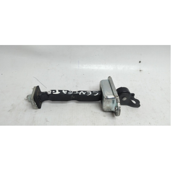 Limitador De Porta Trazeiro Esquerdo Nissan Sentra 