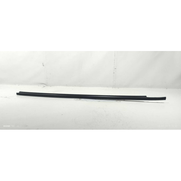 Pestana Externa Dianteira Esquerda Nissan Versa 2018