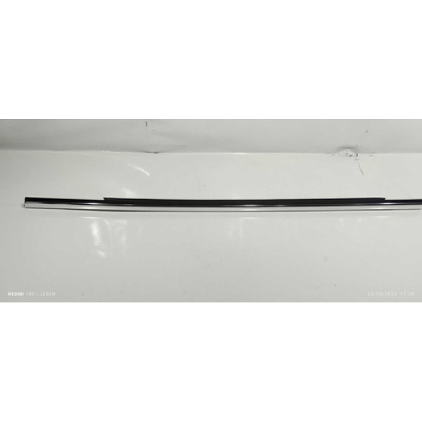 Pestana Externa Traseira Direita Ford Focus 2018 Prateado