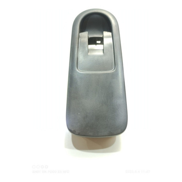 Moldura Botão Vidro Traseiro Direito Renault Sandero 2013 