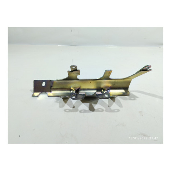 Suporte Da Flauta De Combustível Nissan March 2017