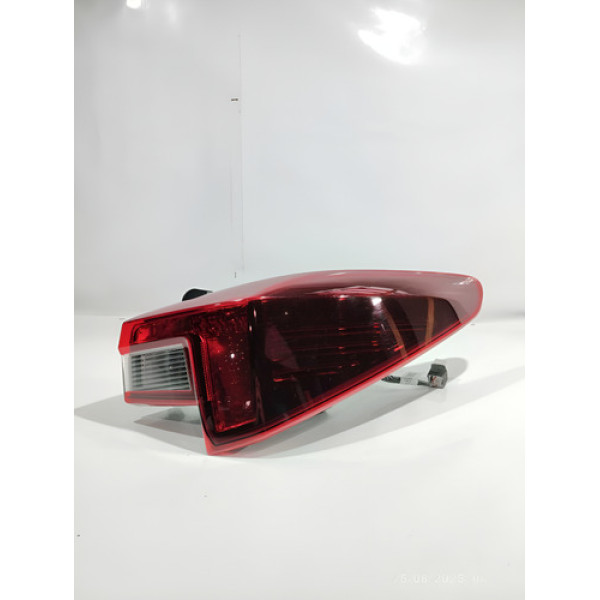 Lanterna Direita Hyundai Hb20s 2023/2025 Sedã Direito/passageiro Vermelho