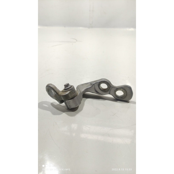 Dobradiça Dianteira Direita Inferior Ford Focus 2009-2012 