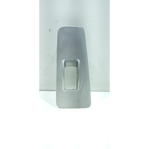 Moldura Botão Vidro Elétrico Traseiro Esquerdo Kia Cerato