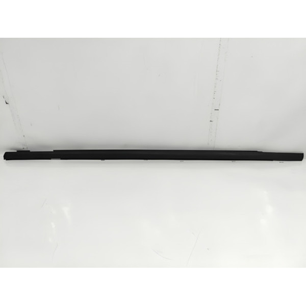 Pestana Externa Traseira Esquerda Chevrolet Onix 2016