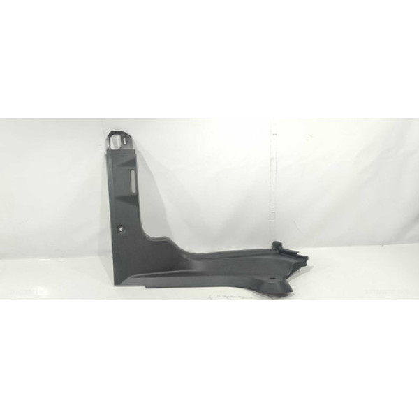 Moldura Banco Traseiro Direito Nissan Sentra 2014