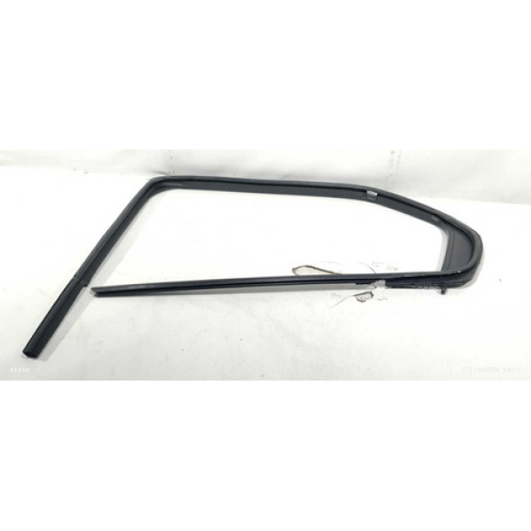 Pestana Externa Canaletavidro Traseira Esquerda Logan 2019