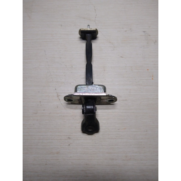 Limitador De Porta Nissan SentraDianteiro Esquerdo