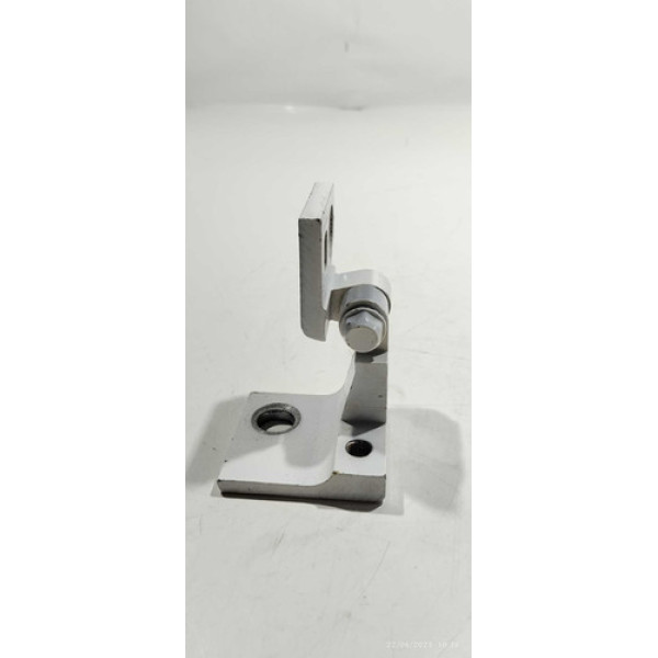 Dobradiça Porta Traseira Esquerda Superior Chery Celer 2014