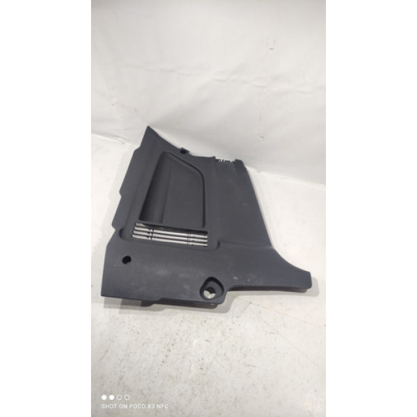 Moldura Traseira Esquerda Peugeot 207 Hoggar 2011 9686154080