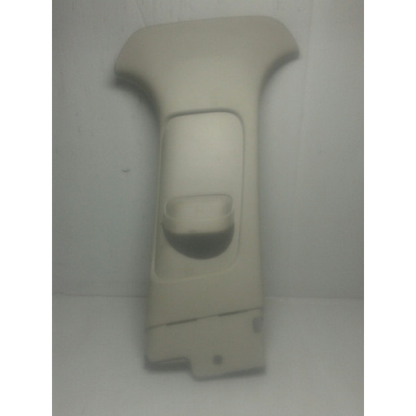 Moldura Superior Coluna T Lado Direito Chevrolet Onix 2015