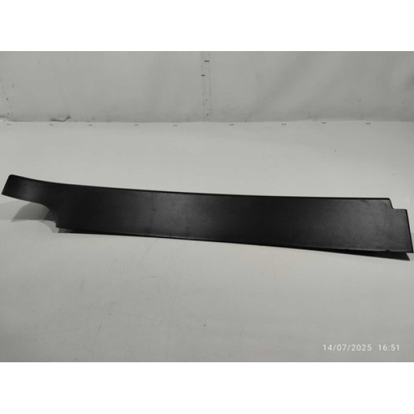 Moldura Tampa Traseira Direita Fiat Toro  Atd4 Diesel 2021 Preto