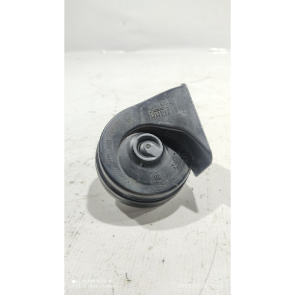 Buzina Nissan Versa 2015