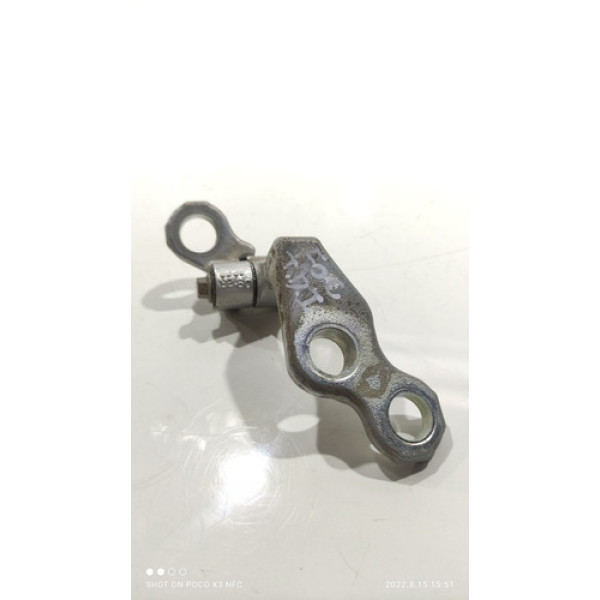 Dobradiça Porta Traseira Direito Inferior Ford Focus 2012 