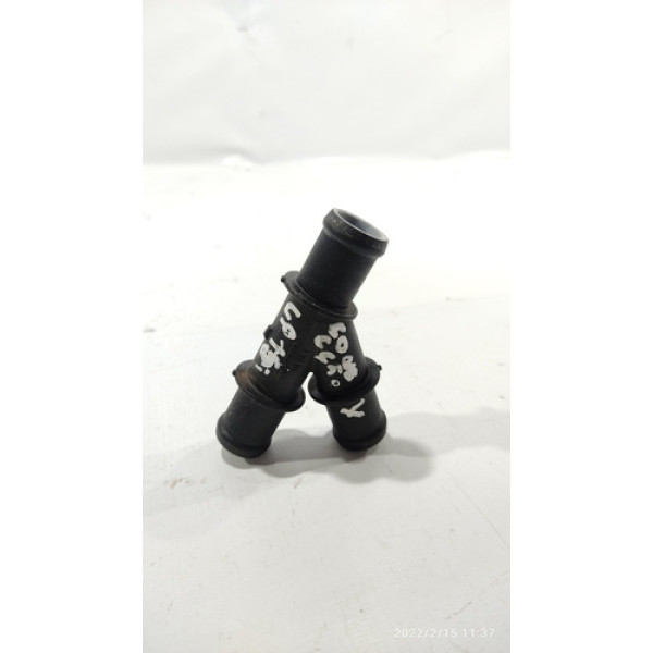 Conexão Flange Mangueira Do Radiador Volkswagen Up Mpi 2015