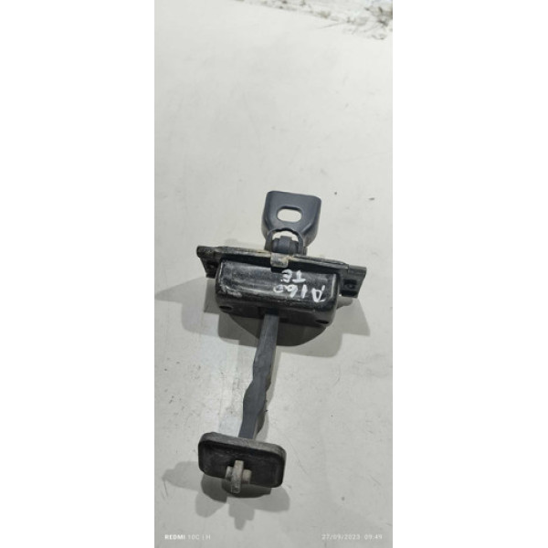 Limitador Porta Traseira Esquerda Mercedes Classe A160 2004