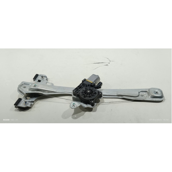 Máquina De Vidro Traseiro Direito Chevrolet Spin 2014
