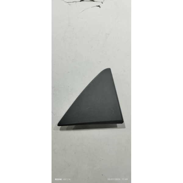 Moldura Vidro Traseiro Esquerdo Gm Cobalt 2018 Preto