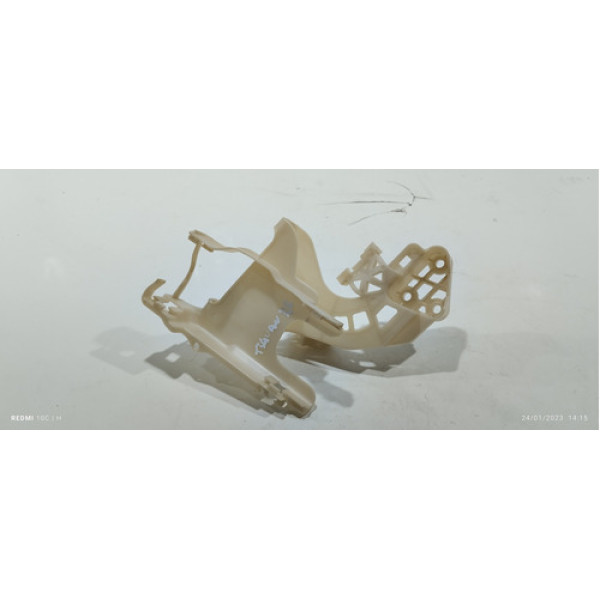 Suporte Fechadura Da Porta Dianteira Esquerda Vw Tiguan 2010