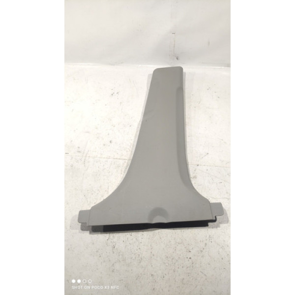 Acabamento Coluna Lado Direito Kia Cerato 2008 