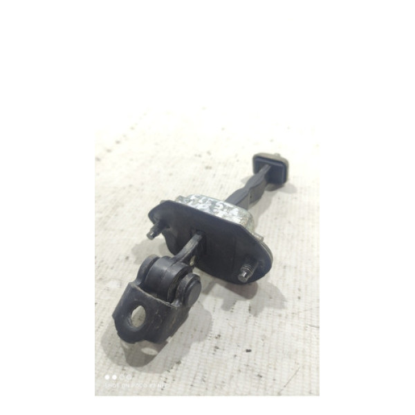 Limitador De Porta Traseira Esquerda Ford Fiesta 2003 