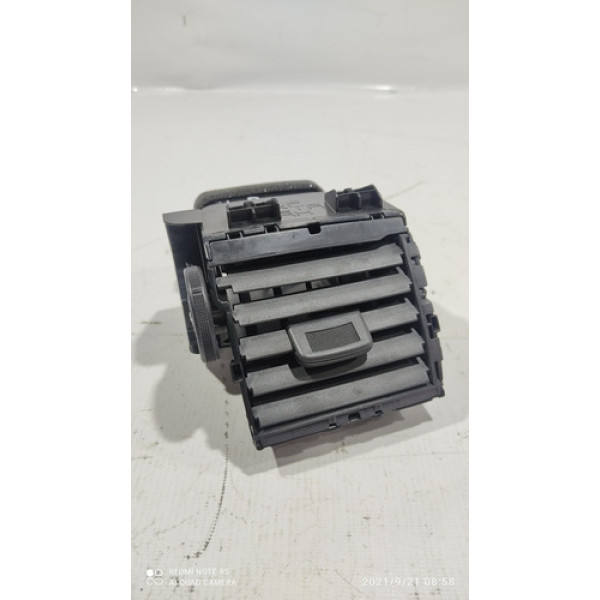 Difusor Central Direito Nissan Versa 2015