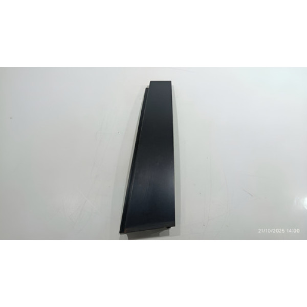 Acabamento Traseiro Esquerdo Externo Da Porta Jetta 2.5 2009