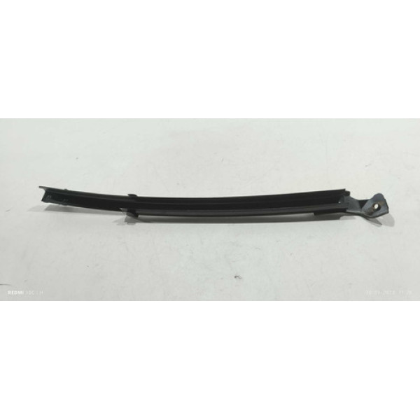 Guia De Vidro Traseiro Direito Toyota Etios 2014