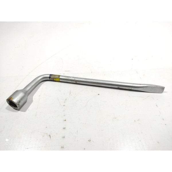 Chave Roda Modelo Universal L 19mm Cx16