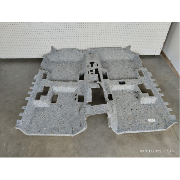 Carpe Forro Anti Ruído Volkswagen Tiguan 2010