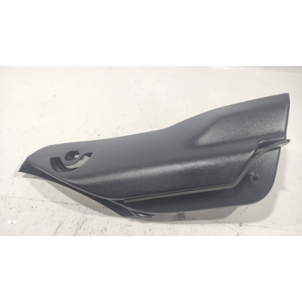 Suporte Lateral Direito Tampão Bagagito Peugeot 208 2015