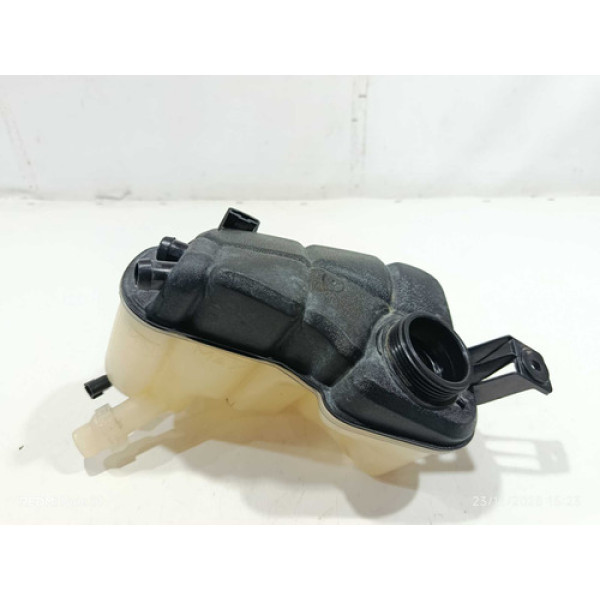 Reservatorio D Agua Do Radiador Discovery Sport Sd4 Hse 2016