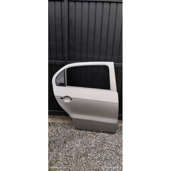 Porta Traseira Direita Volkswagen Voyage 2014 Traseira Direita Branco