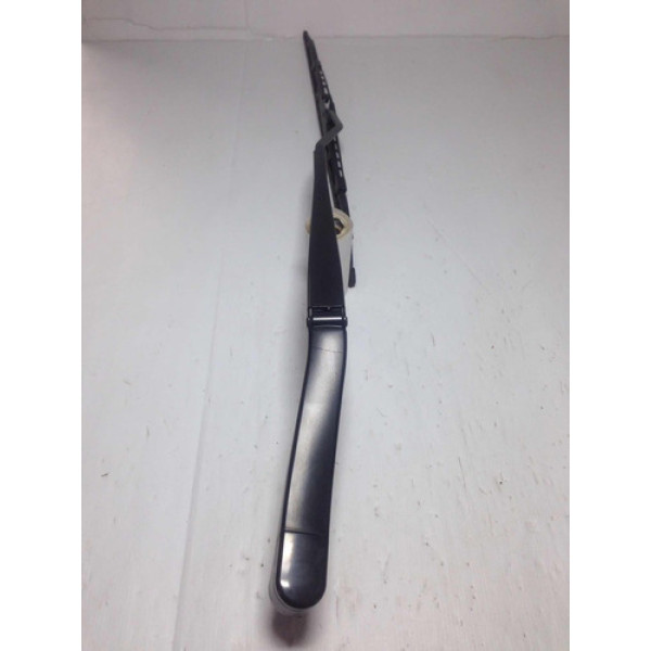 Braço Do Limpador Dianteiro Esquerdo Nissan Versa 2017