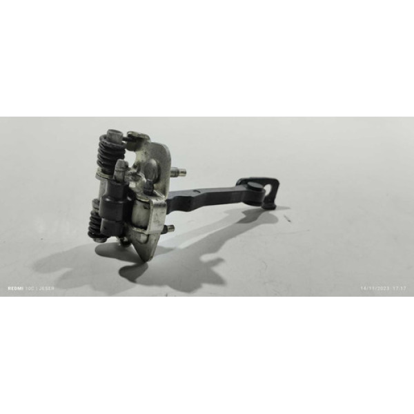 Limitador De Porta Traseira Esquerda Renault Logan 2015