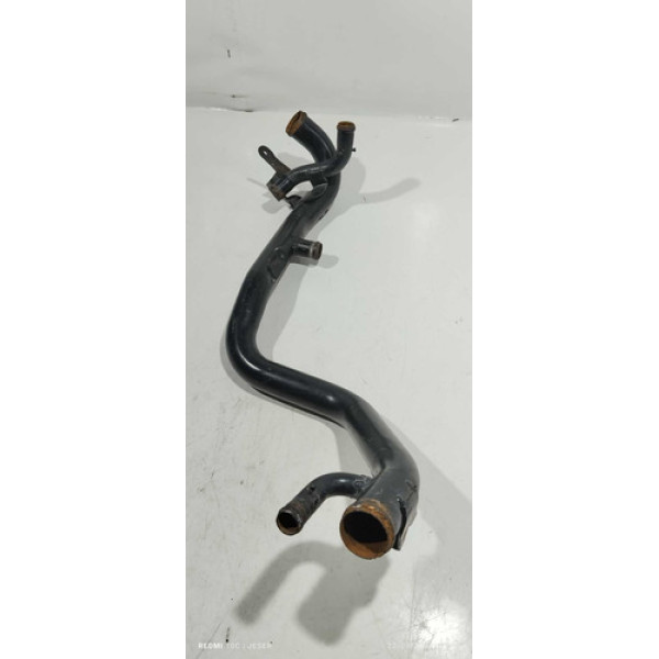 Cano D\'água Do Motor Amarok Bi-turbo Diesel 2012