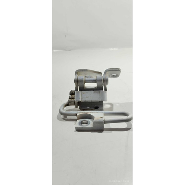 Dobradiça  Dianteira Direita Inferior Che Celer 1.5 2013 16