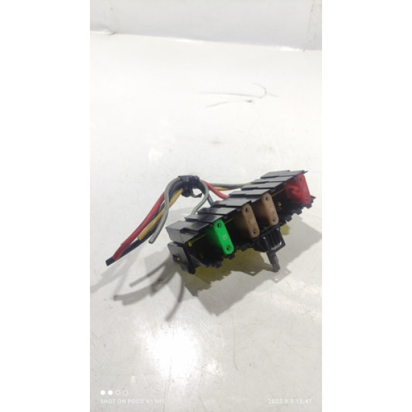 Caixa Fusível Central Peugeot Hoggar 1.6 2011 Manual 