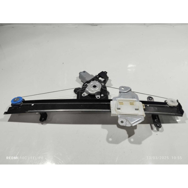 Máquina De Vidro Dianteira Direita Nissan Sentra 2017