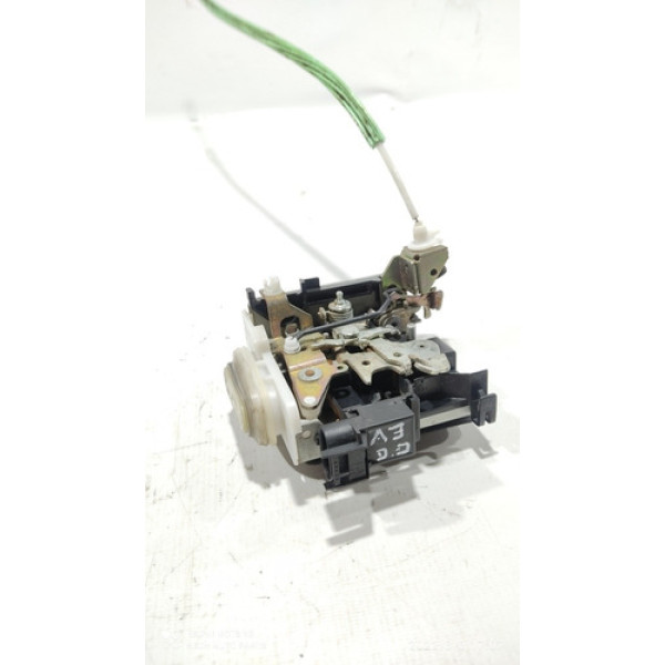 Fechadura Dianteira Direita Audi A3 01/06