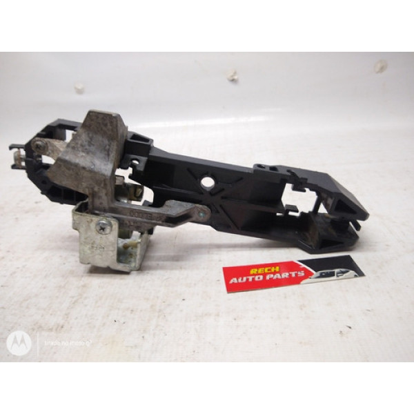 Suporte Maçaneta Traseira Direita Nissan Tiida 2012/2014
