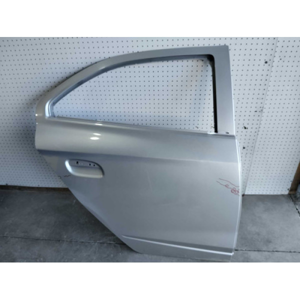 Porta Traseira Direita Chevrol Onix 2012/2016 (pinta Detalhe Traseira Direita Prata