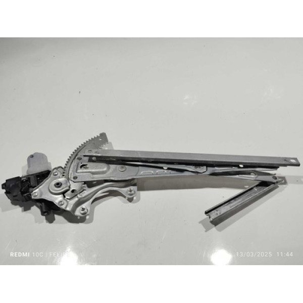 Máquina De Vidro Traseira Esquerda Nissan Sentra 2017