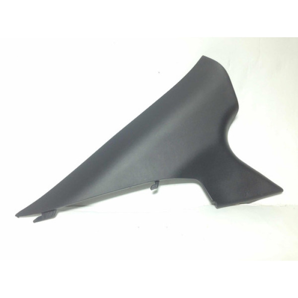 Acabamento Moldura Coluna Traseira Esquerd Nissan Versa 2017