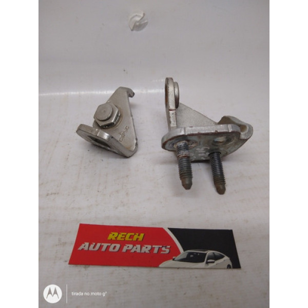 Dobradiça Porta Traseira Esquerda Ford Ecosport 2015 - 2018