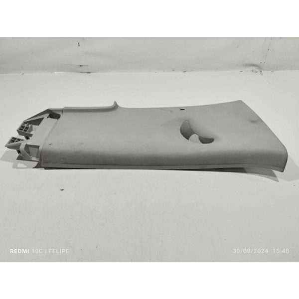 Acabamento Traseiro Esquerdo Da Coluna Amarok 2012 Cinza