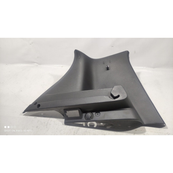 Acabamento Esquerdo Porta Malas Renault Sandero 2014-2018