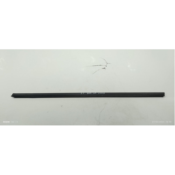 Pestana Externa Dianteiro Direito Ford Fiesta 2003 Preto