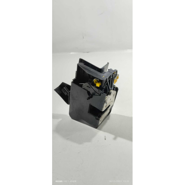 Fechadura De Porta Traseira Esquerda Renault Logan 2015